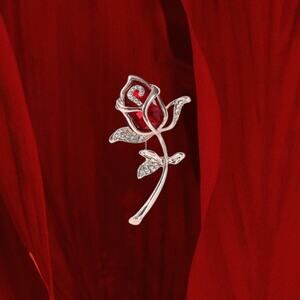Brooch‎ Red Rhinestone Rose set in Rose-Tone Pin